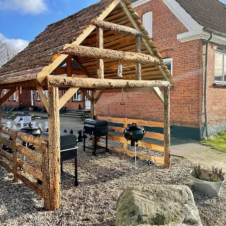 ヘースケア ファミリー ルームズ 別荘 グランストゥ