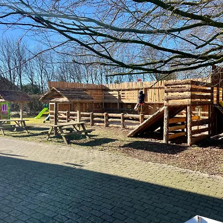 Holiday home Hestkaer Family *