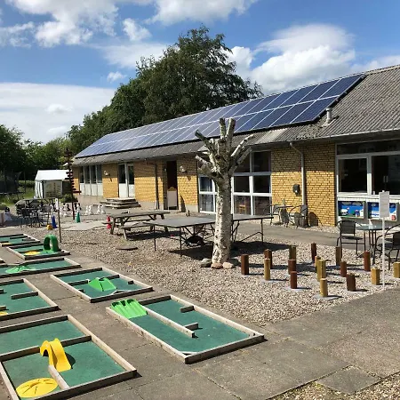 Nyaraló Hestkaer Family